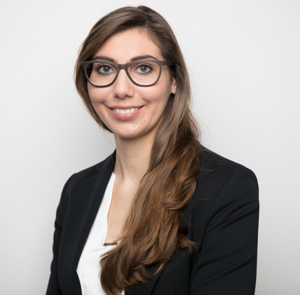 Anne Mirjam Schneuwly Portrait View